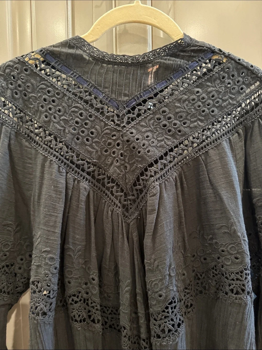 Black Lace Yoke Long-Sleeve Blouse - Women